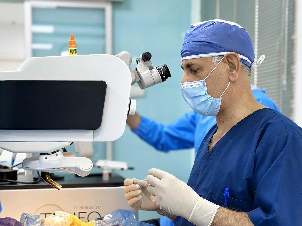 دکتر محسن علیجانی جراح متخصص چشم