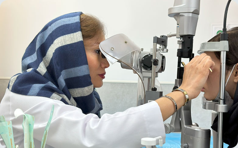 دکتر تقی زاده جراح و متخصص چشم